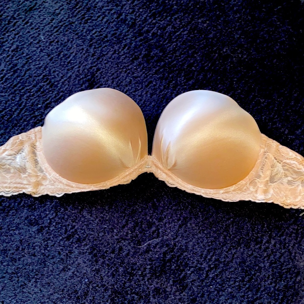 36DD Victoria Secret Fabulous Strapless- Biege with Lace sides